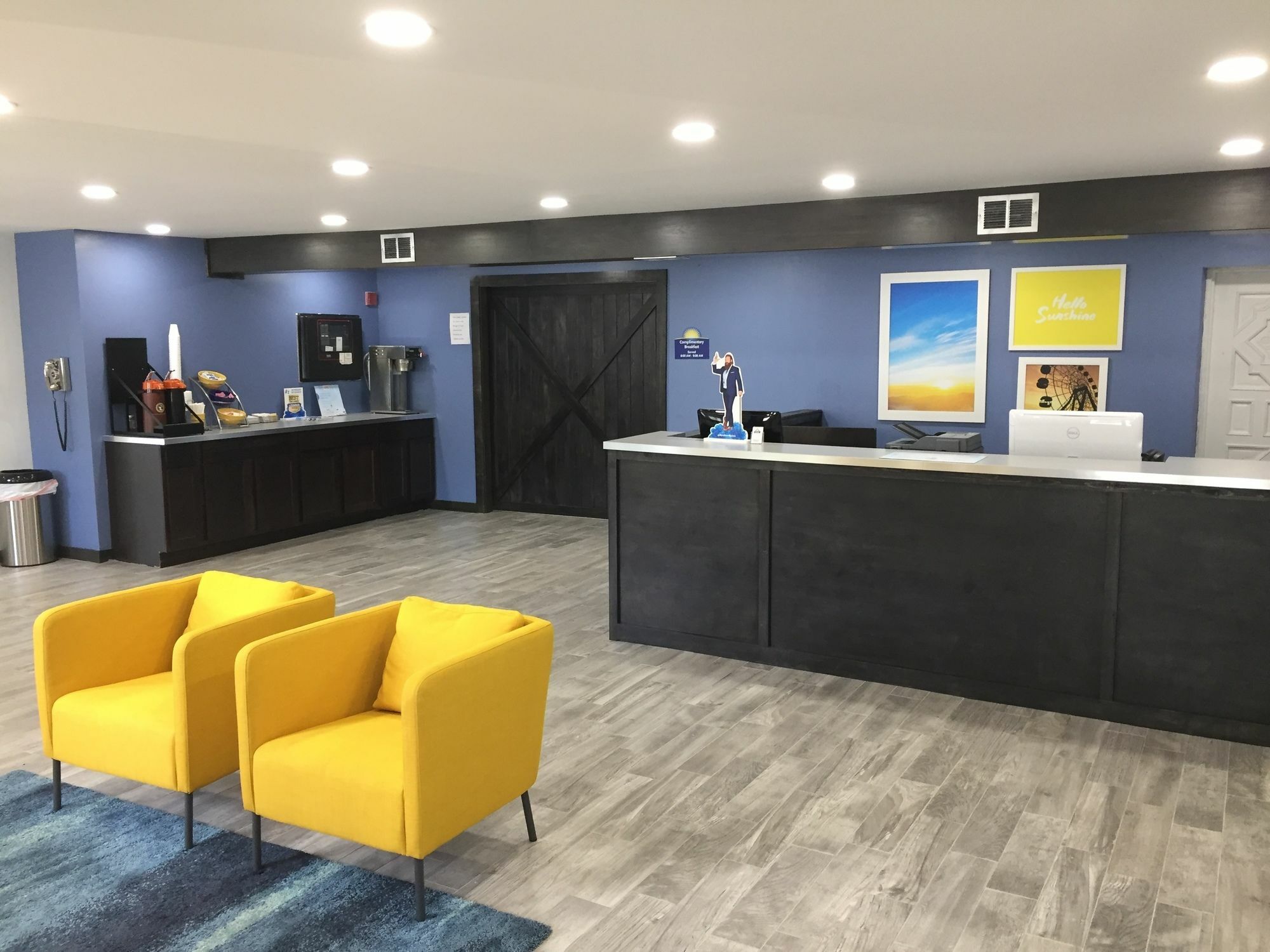 Days Inn & Suites By Wyndham Cincinnati North Springdale Eksteriør bilde